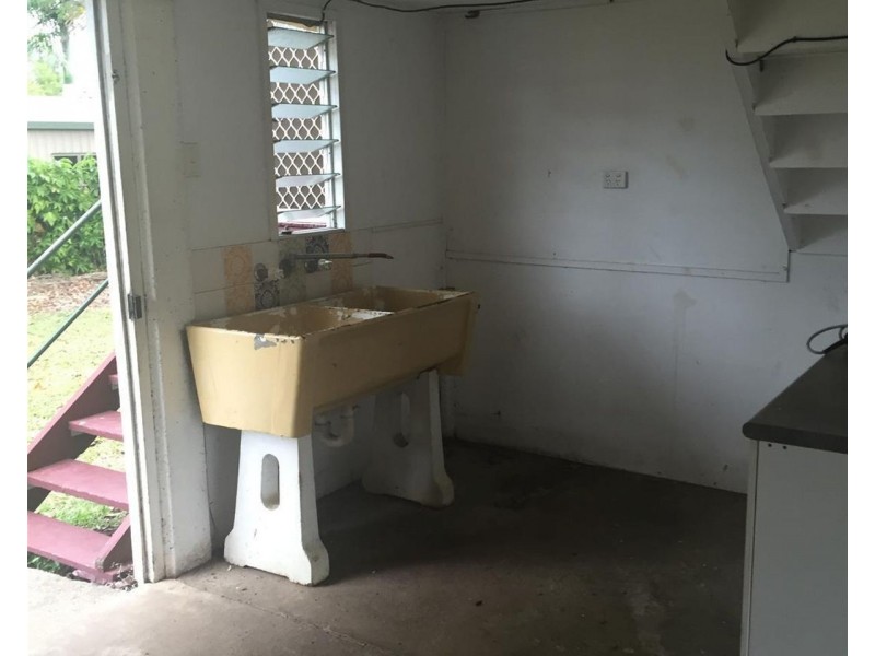 8 Willetts Road, North Mackay QLD 4740