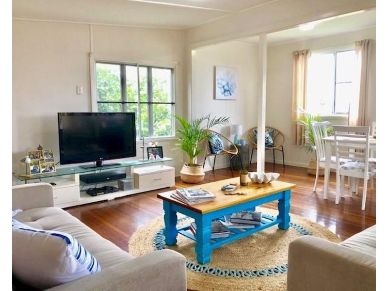5 Crichton Street, Sarina Beach QLD 4737
