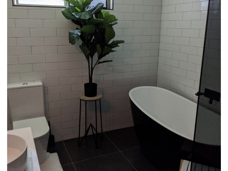 36 Barton St, West Mackay QLD 4740