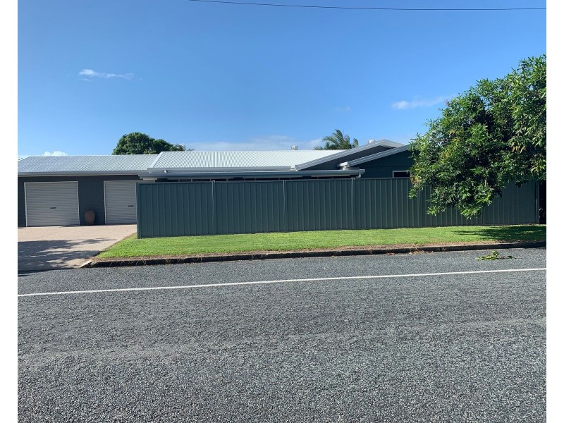 36 Barton St, West Mackay QLD 4740