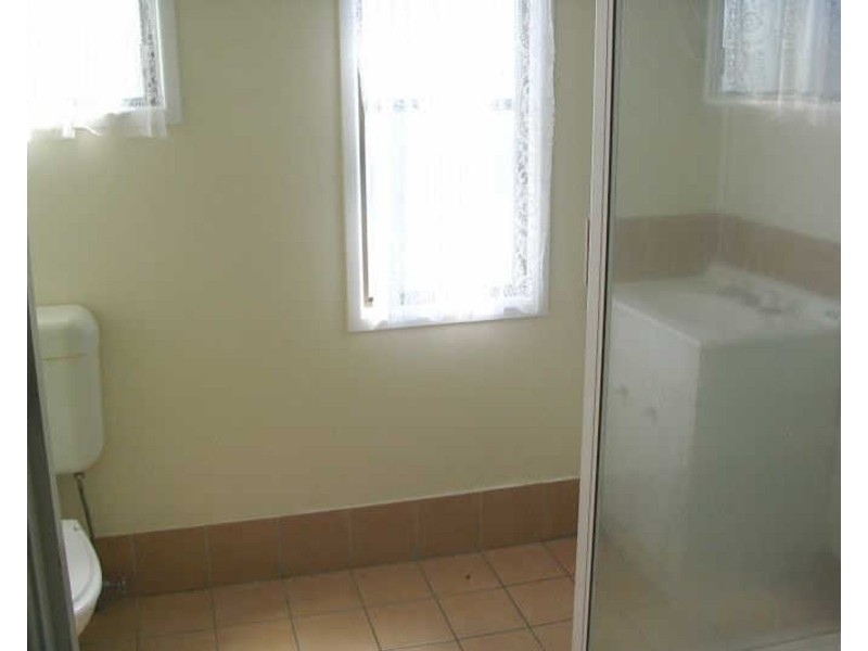 39 Beach Road, Sarina QLD 4737