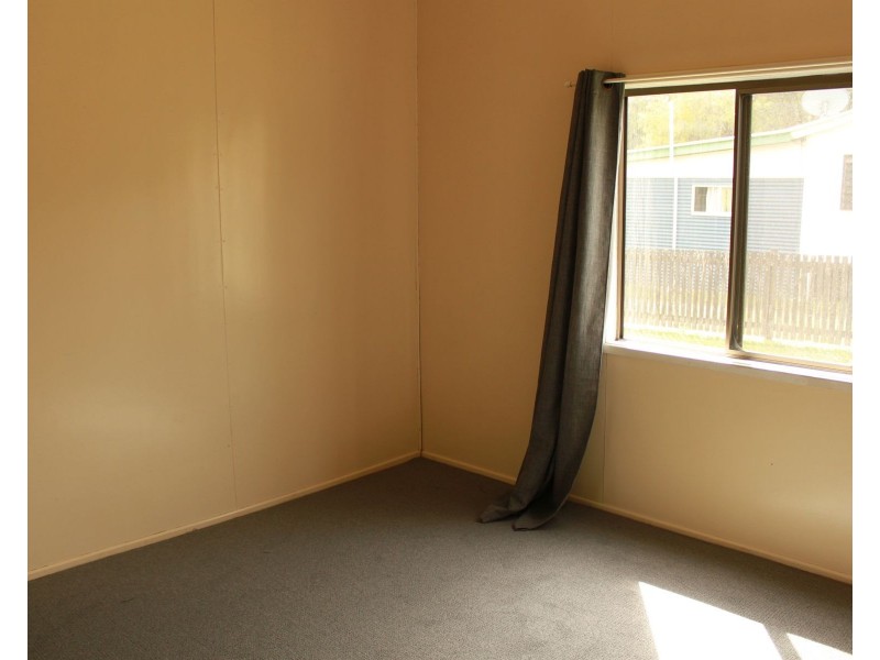 39 Beach Road, Sarina QLD 4737