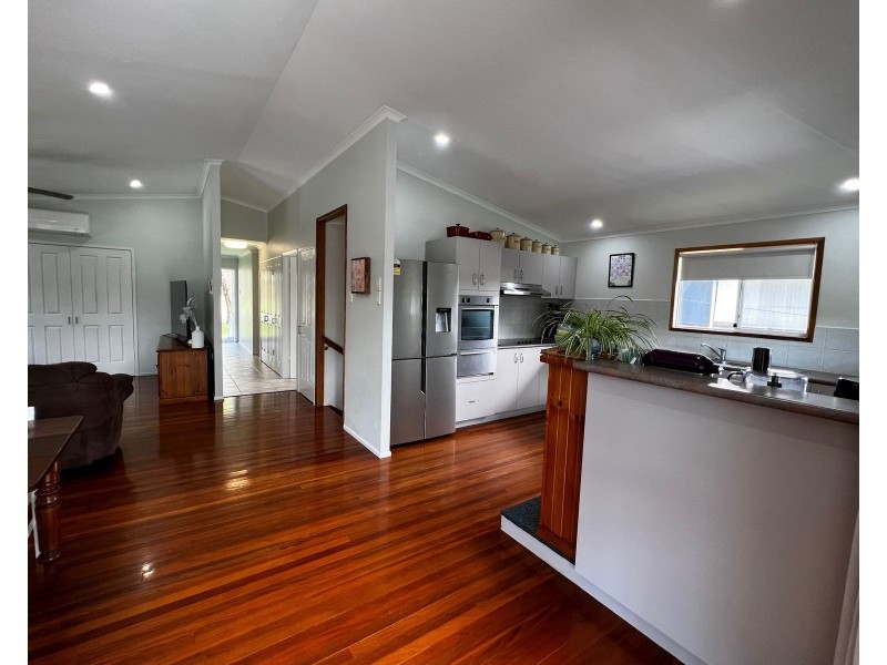 25 Hackett Court, Campwin Beach QLD 4737