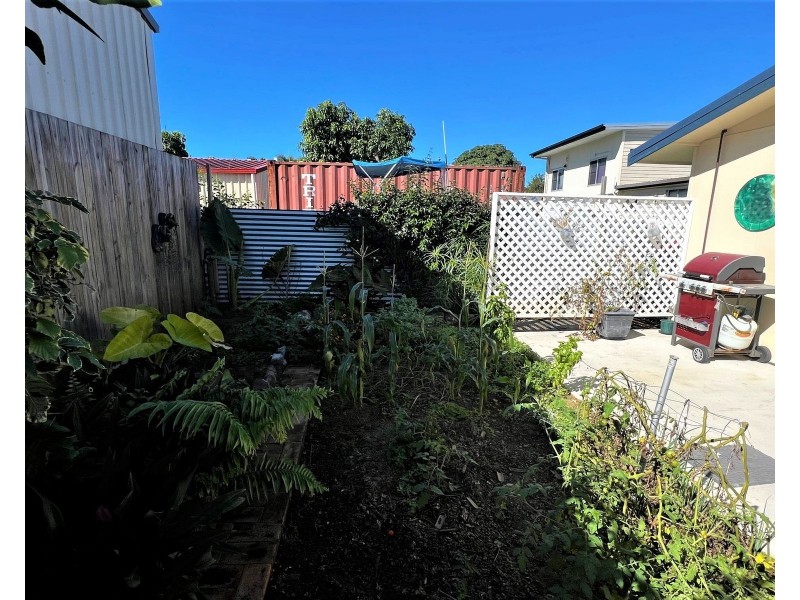 129 Zelma Street, Grasstree Beach QLD 4740