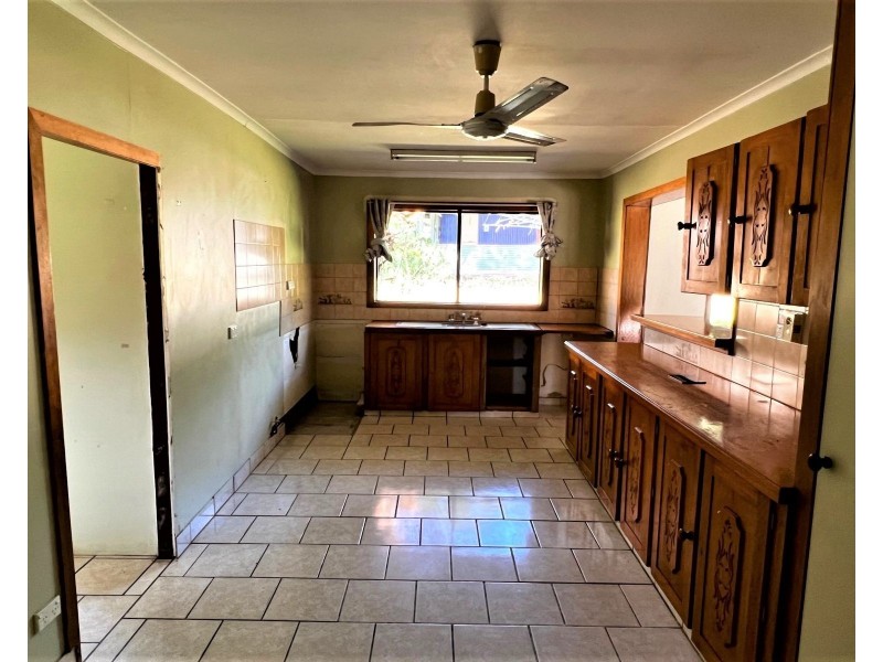 565 Middle Creek Road, Sarina QLD 4737