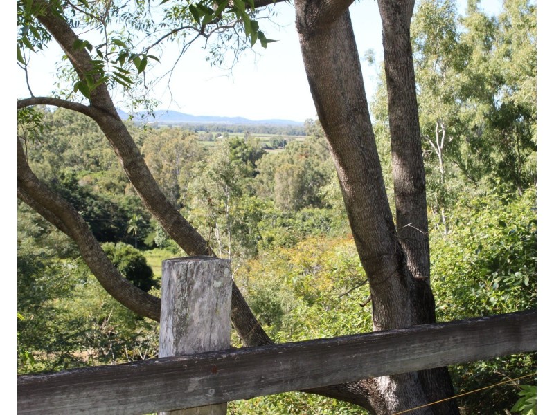 1775 Sarina Homebush Road, Oakenden QLD 4741