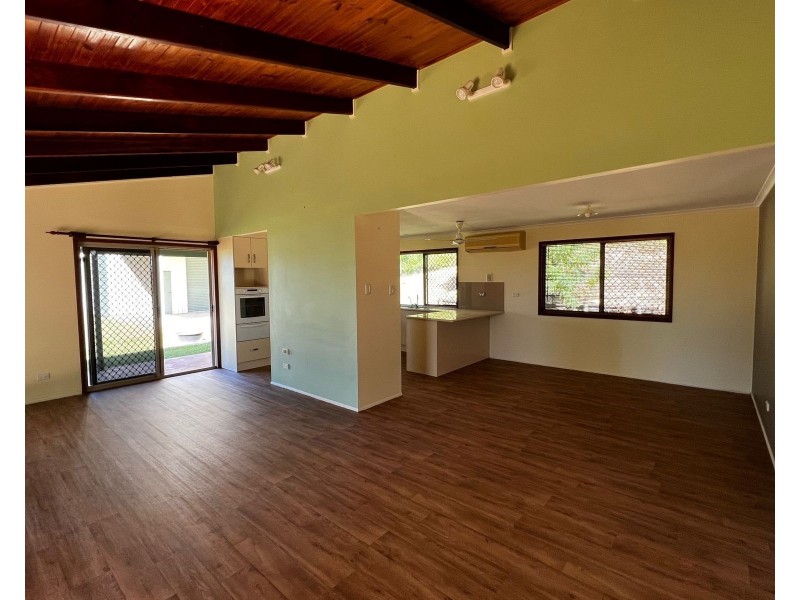 1775 Sarina Homebush Road, Oakenden QLD 4741