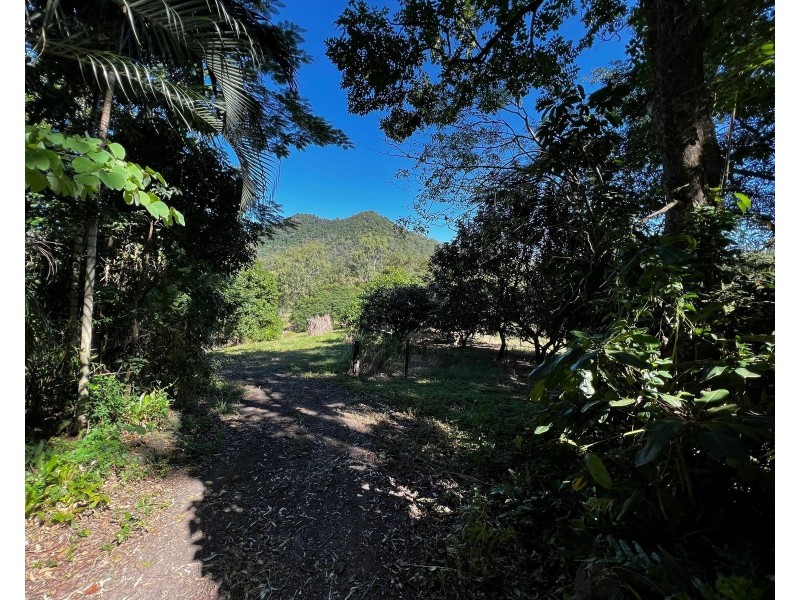 788 Marlborough Sarina Road, Sarina QLD 4737