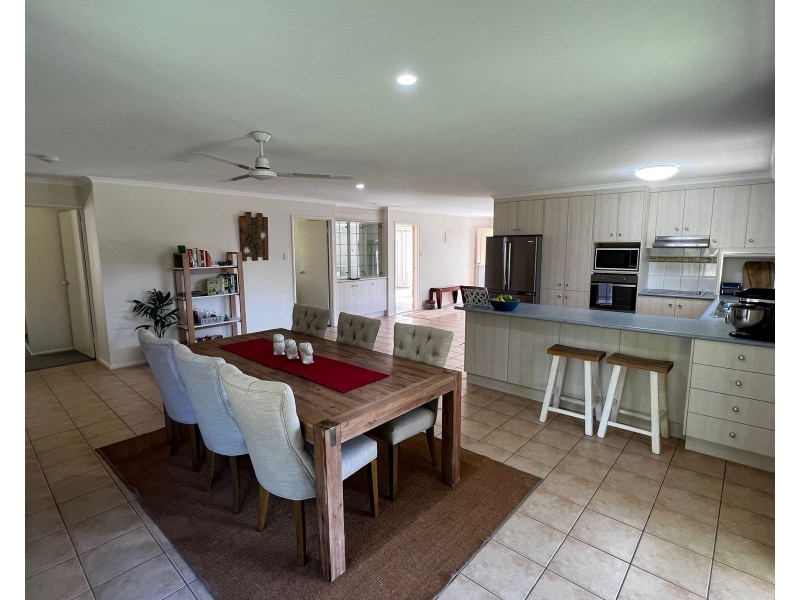 90771 Bruce Highway, Sarina QLD 4737