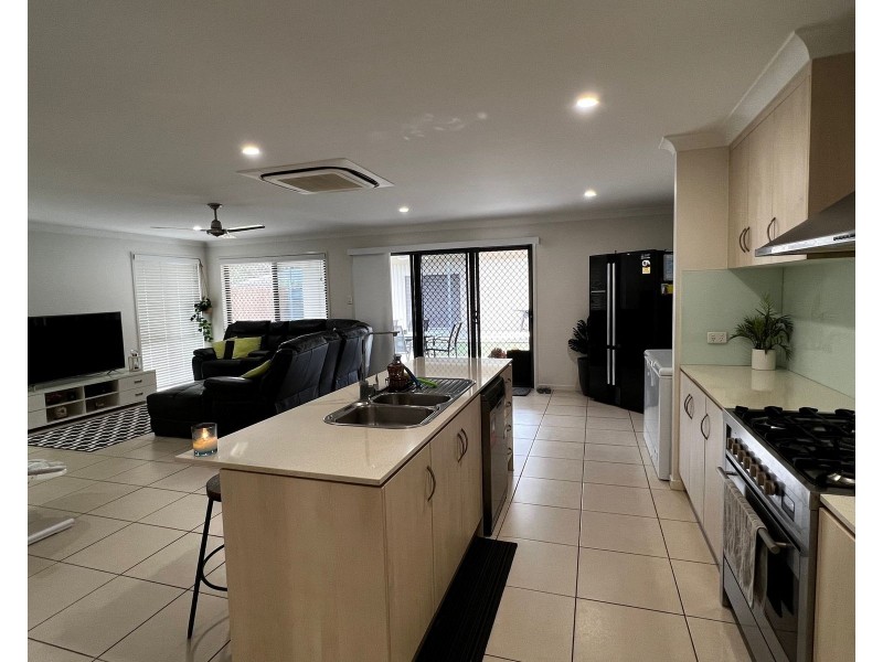 11 Ulysses Way, Armstrong Beach QLD 4737