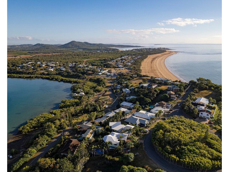 5 Captain Blackwood Drive, Sarina Beach QLD 4737