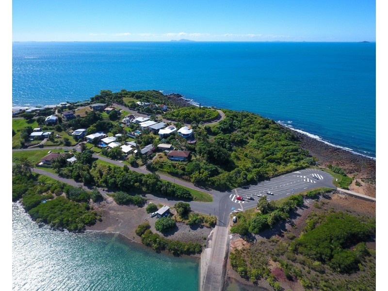 5 Captain Blackwood Drive, Sarina Beach QLD 4737