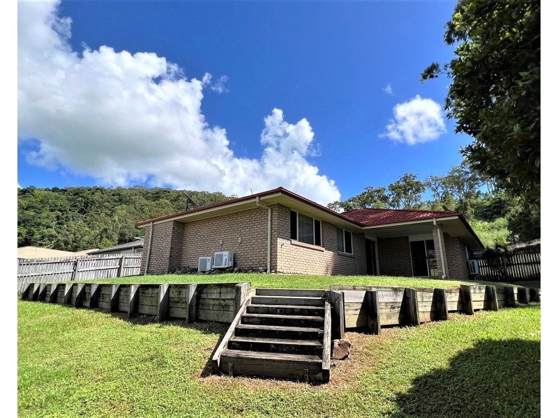 37 Jackson Street, Sarina QLD 4737