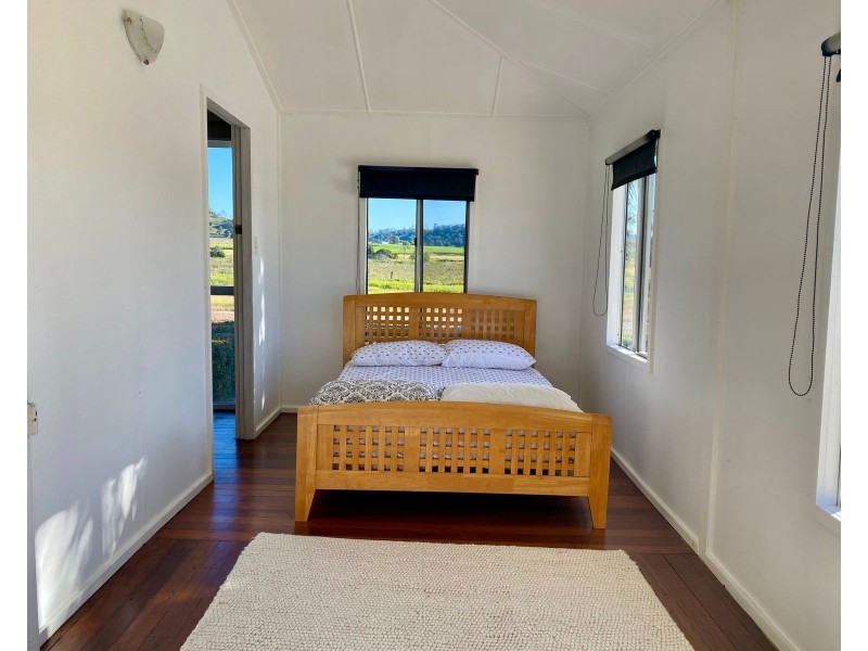 152 Broad Street, Sarina QLD 4737