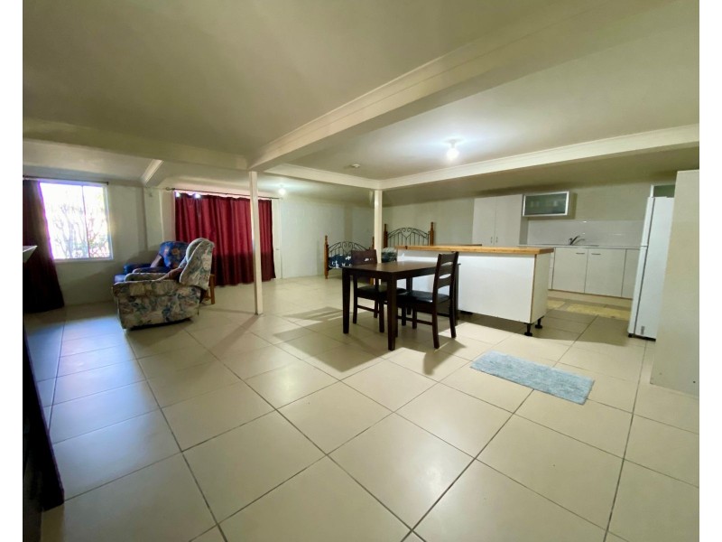 152 Broad Street, Sarina QLD 4737