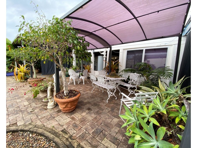 152 Broad Street, Sarina QLD 4737