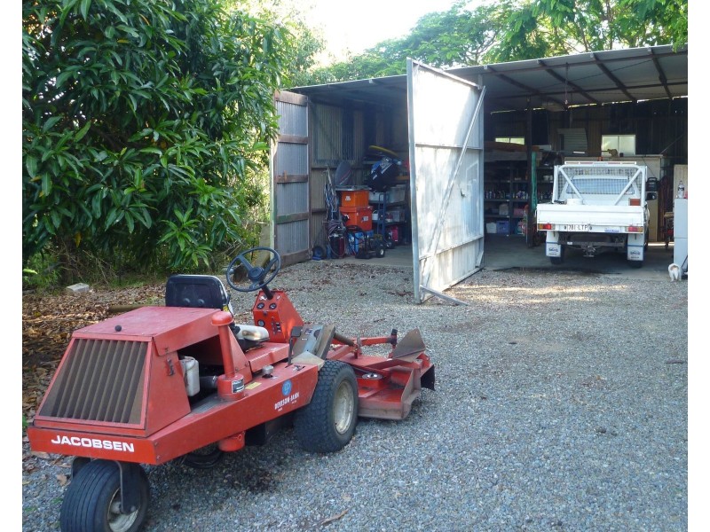 729 Grasstree Road, Grasstree Beach QLD 4740