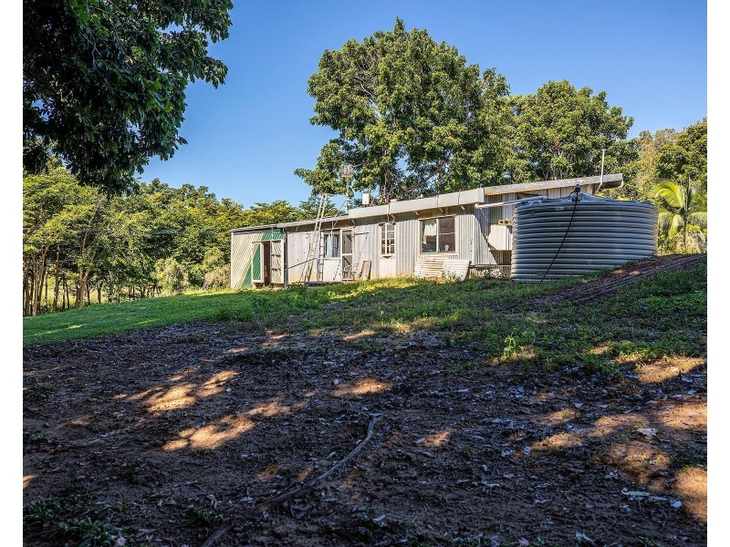 136 Zunkers Road, Hampden QLD 4741