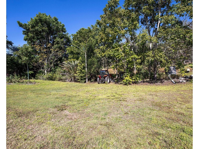 136 Zunkers Road, Hampden QLD 4741