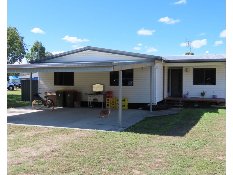 2 Denison Street, Nebo QLD 4742