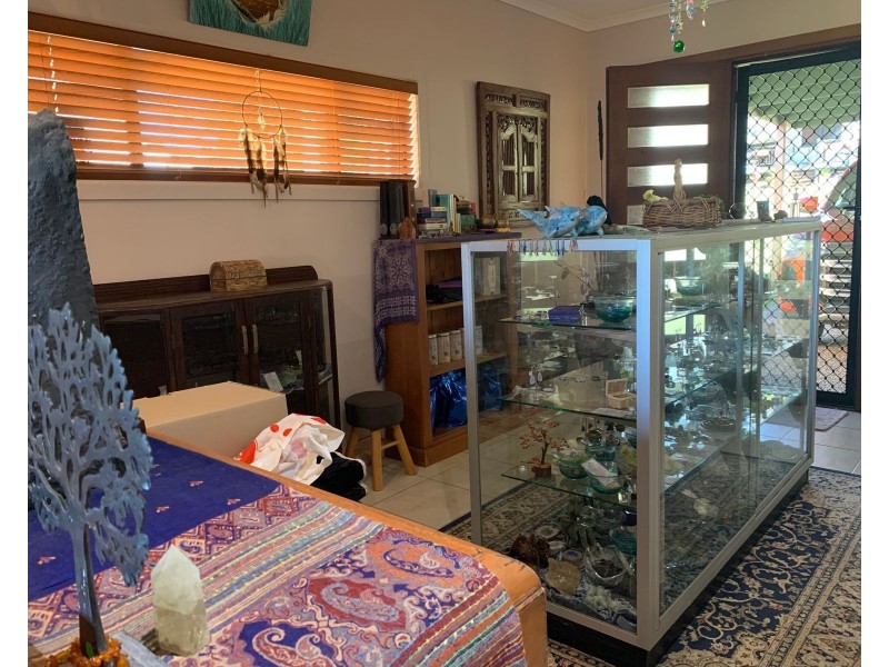 8 Sturgeon Street, Ball Bay QLD 4741