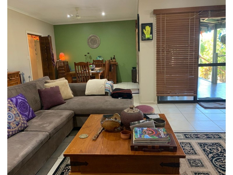 8 Sturgeon Street, Ball Bay QLD 4741