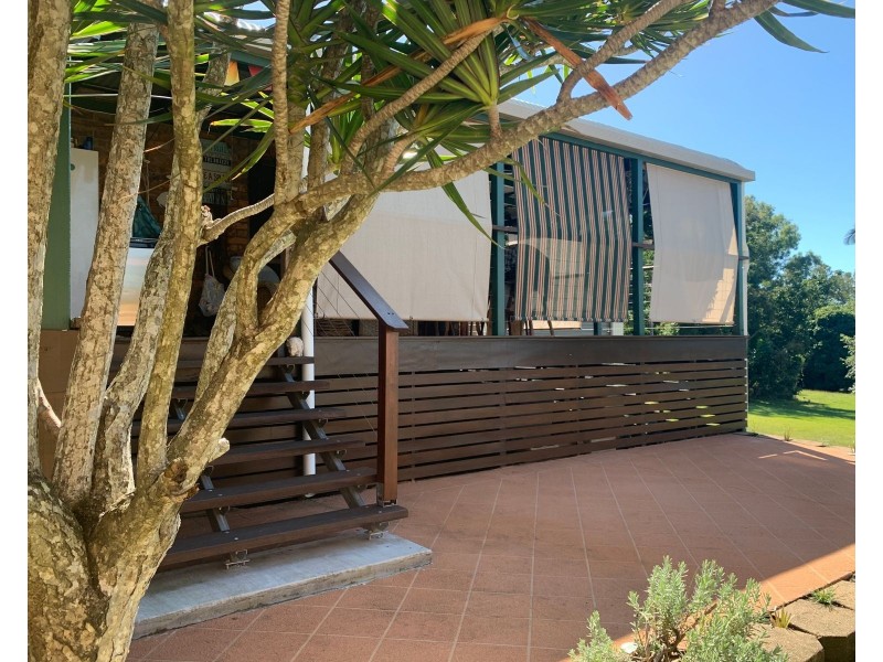 8 Sturgeon Street, Ball Bay QLD 4741