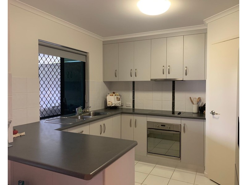 6 Johnson Avenue, Seaforth QLD 4741