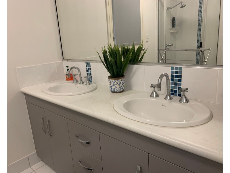 6 Johnson Avenue, Seaforth QLD 4741