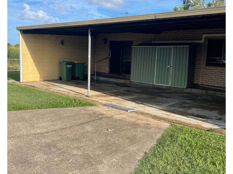 122 Broad Street, Sarina QLD 4737