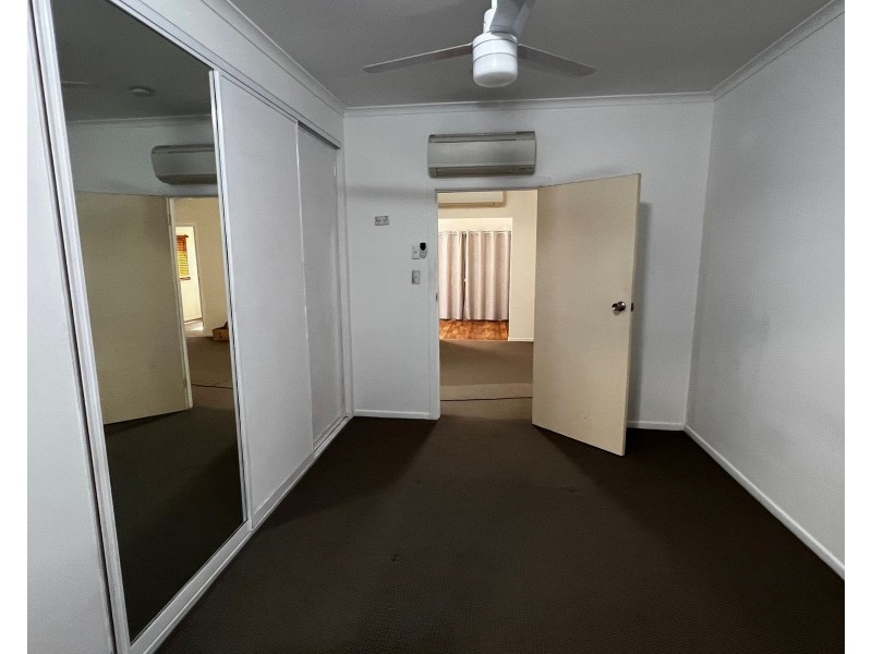 8 Sichter Street, Sarina QLD 4737