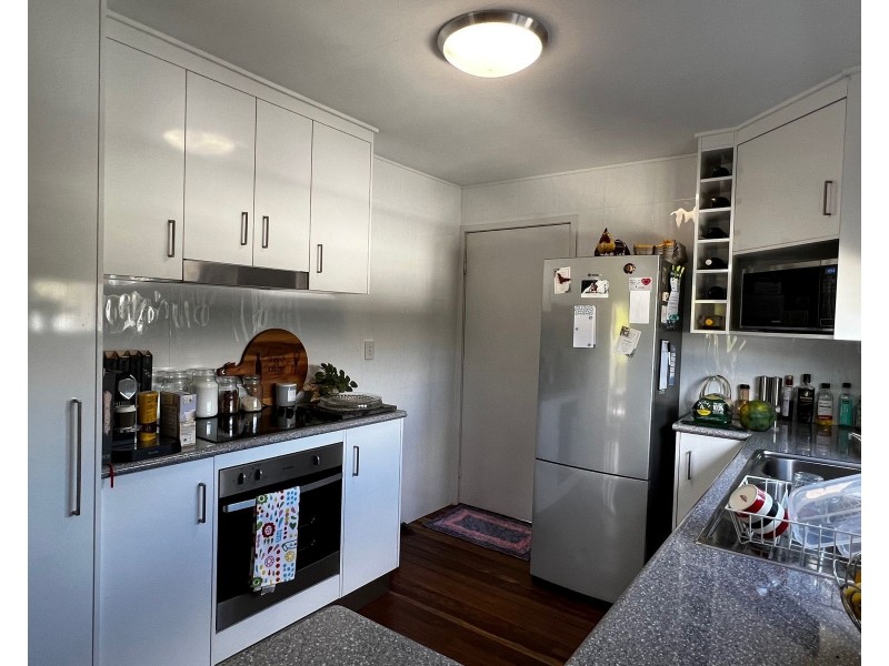 14 Brandon Street, Sarina QLD 4737