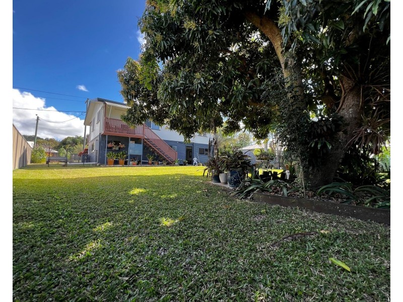 14 Brandon Street, Sarina QLD 4737