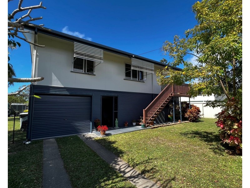 14 Brandon Street, Sarina QLD 4737