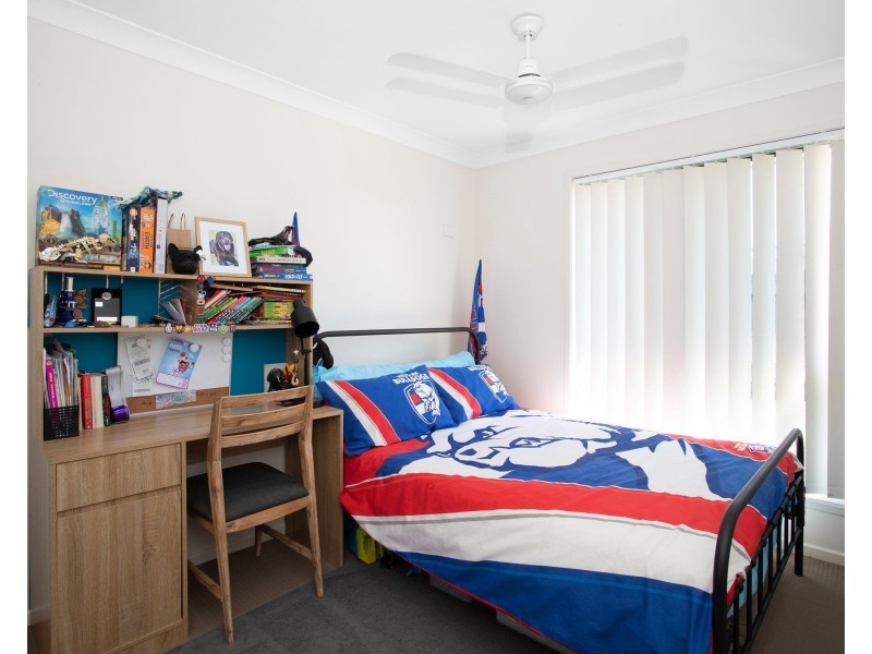 4 Montgomery Street, Rural View QLD 4740