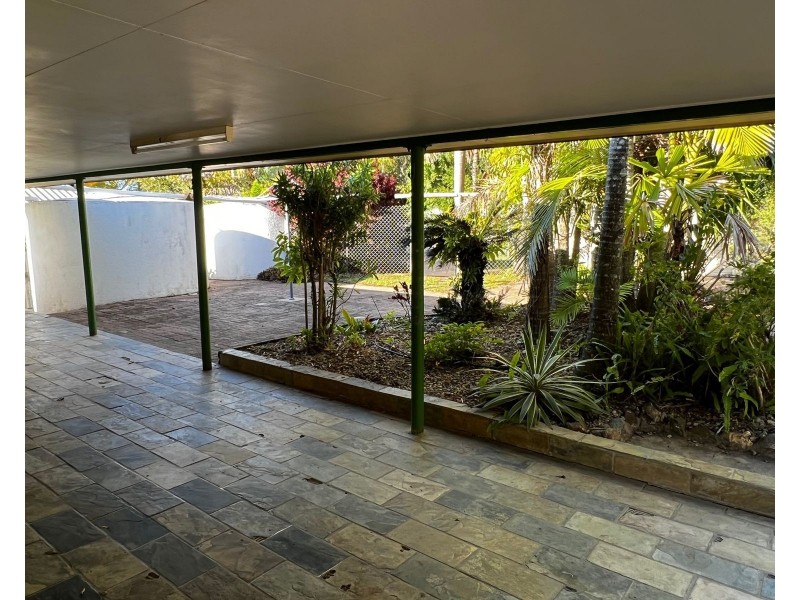 11 Hillside Drive, Grasstree Beach QLD 4740