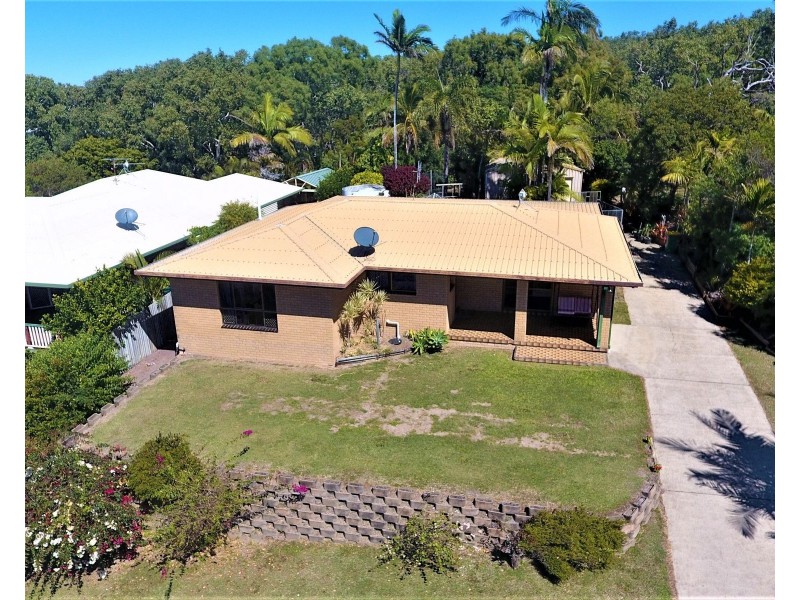 11 Hillside Drive, Grasstree Beach QLD 4740
