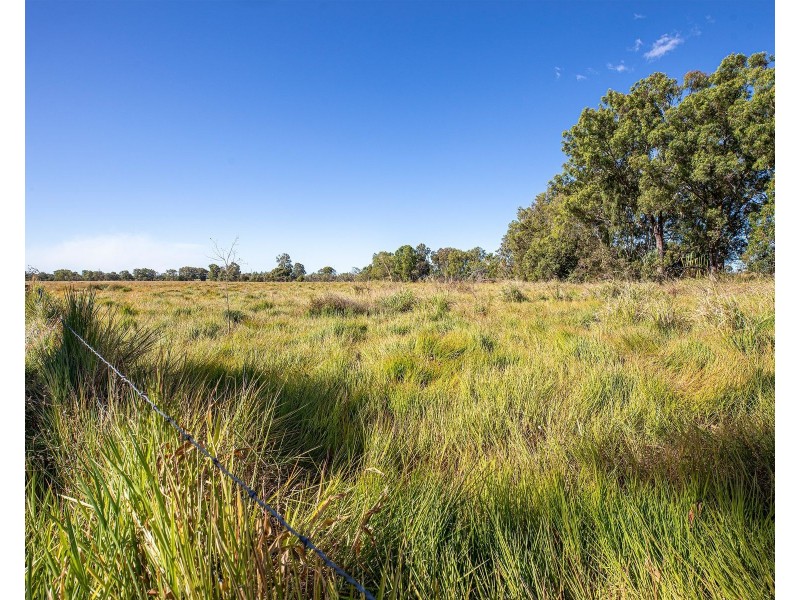 108 Smart Road, Koumala QLD 4738