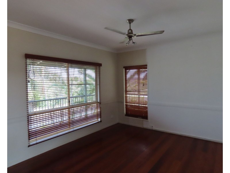 111 Pacific Drive, Hay Point QLD 4740