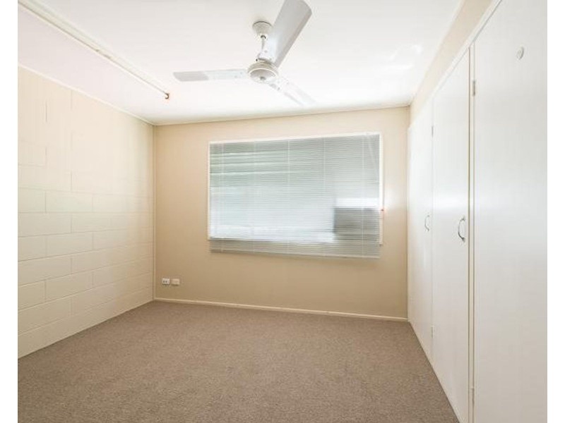 2/3 Casuarina Street, Slade Point QLD 4740