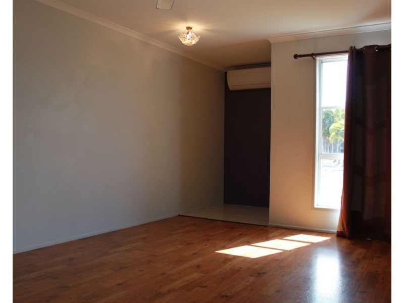 7 Castaway Close, Salonika Beach QLD 4740