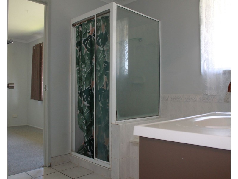 7 Castaway Close, Salonika Beach QLD 4740