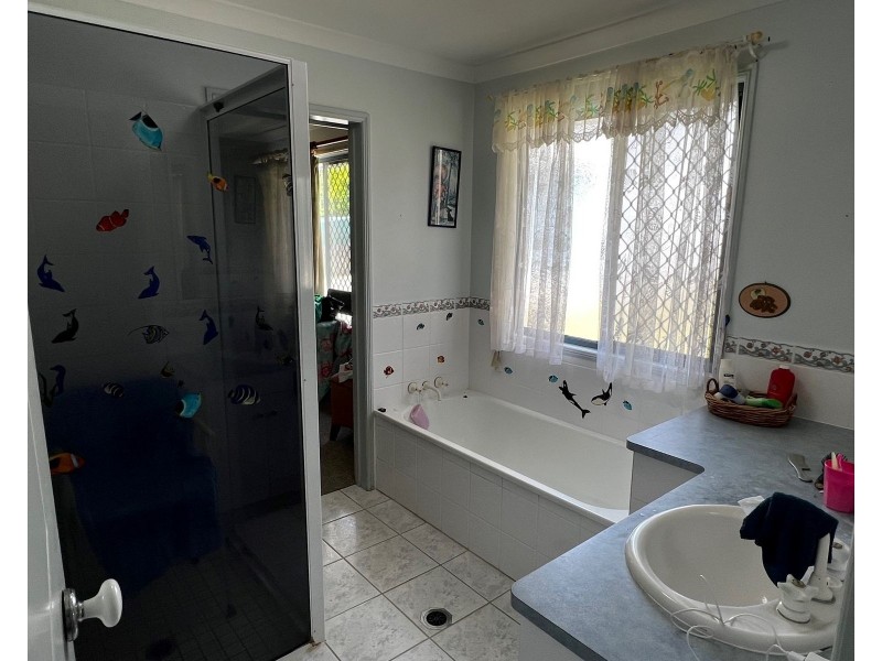 17 Morris Street, Campwin Beach QLD 4737