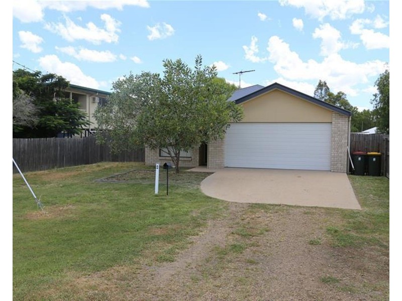 8 Oxford Street, Nebo QLD 4742