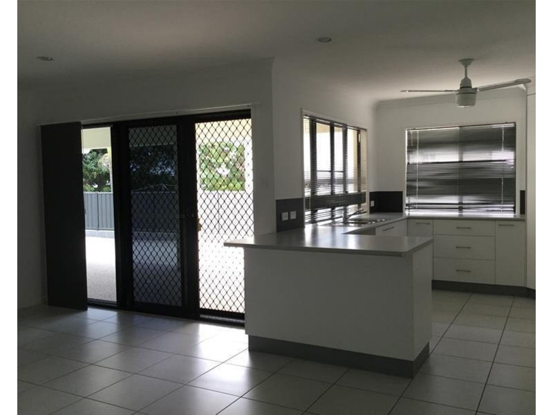 3 Lilliendal Avenue, Sarina QLD 4737