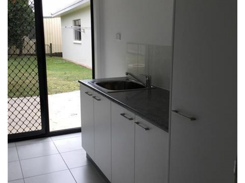 3 Lilliendal Avenue, Sarina QLD 4737