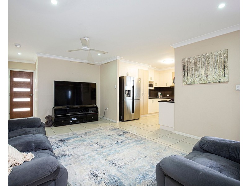 42 Hangan Street, Bucasia QLD 4750