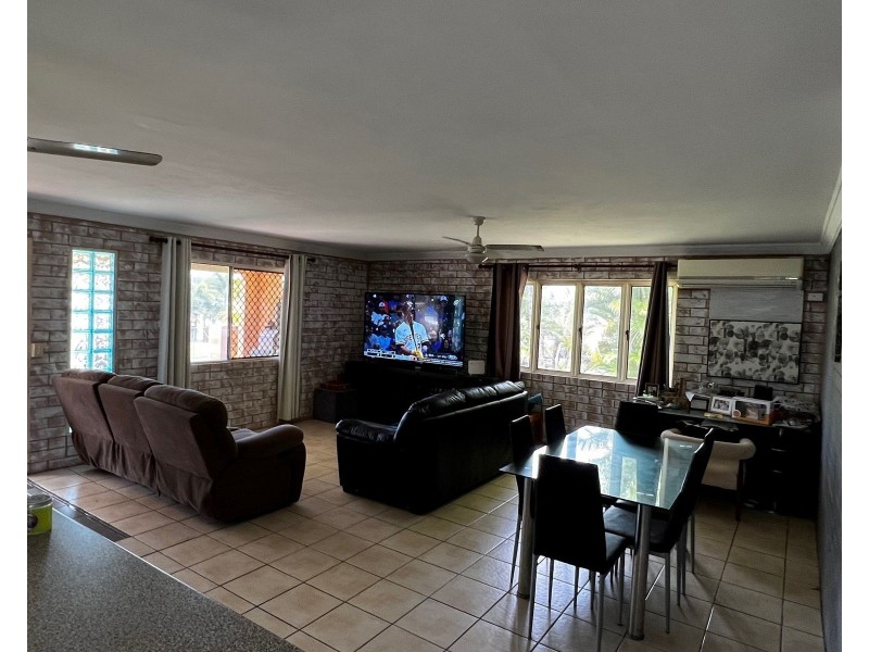 12 Crawford Street, Grasstree Beach QLD 4740