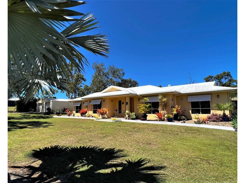 49 Coral Reef Court, Armstrong Beach QLD 4737