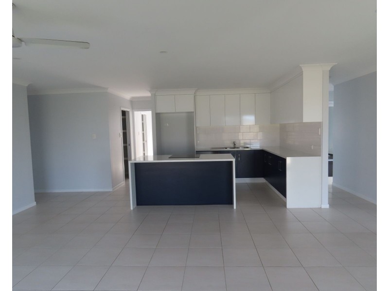 75 Beachwood Circuit, Bakers Creek QLD 4740